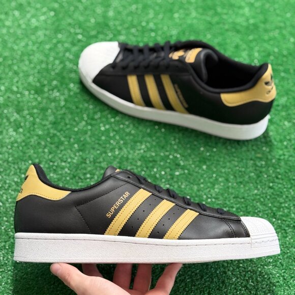 Adidas Superstar Black Magic Beige Low Mens Casual Shoes HP5498 NEW* Sz 12 - Picture 1 of 8